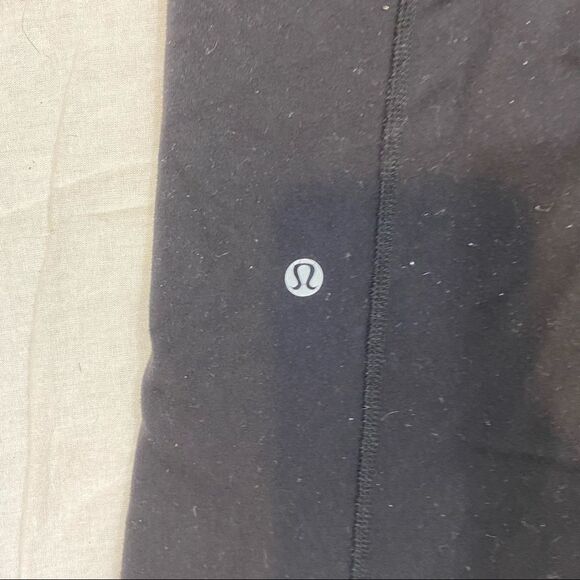 Lululemon Groove Crop‎ Reversible Quilting Size 6 - Picture 9 of 16